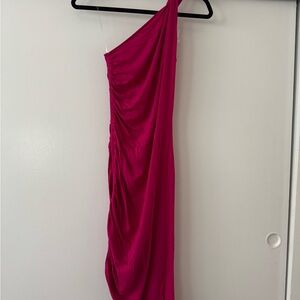 Elegant Pink One-Shoulder Dress